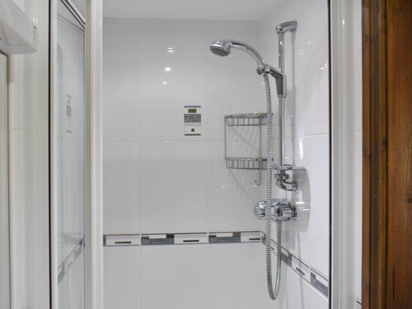 En-suite | Coombe Cottage - Brockholes Farm, Near Tebay