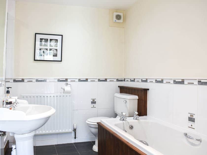 Bathroom | Mount Cottage - Brockholes Farm, Near Tebay
