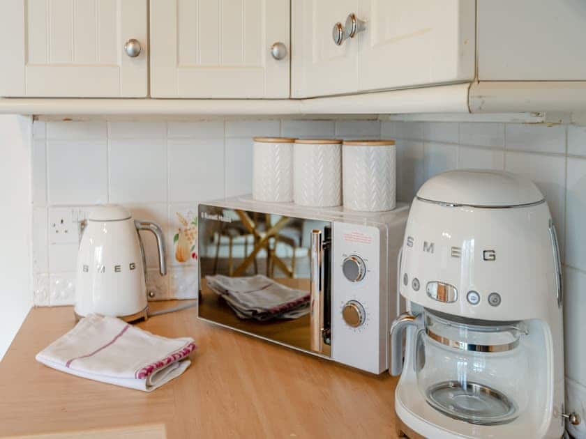 Kitchen area | Snowdrop - The Vineyard, Blandford Forum