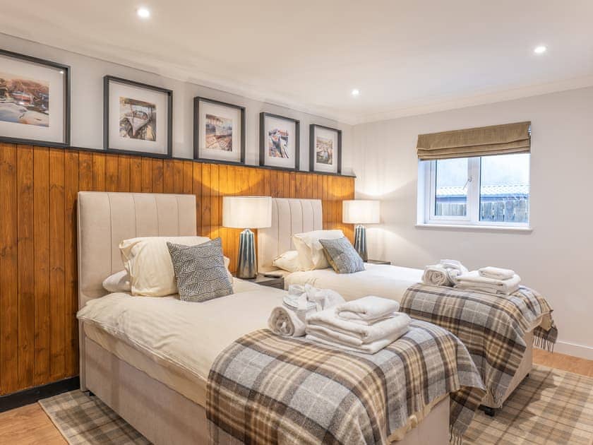 Twin bedroom | Eachaig Cottage - Stratheck Holiday Cottages, Near Dunoon