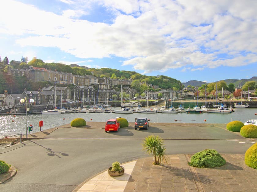 View | The Moorings Apartment, Porthmadog