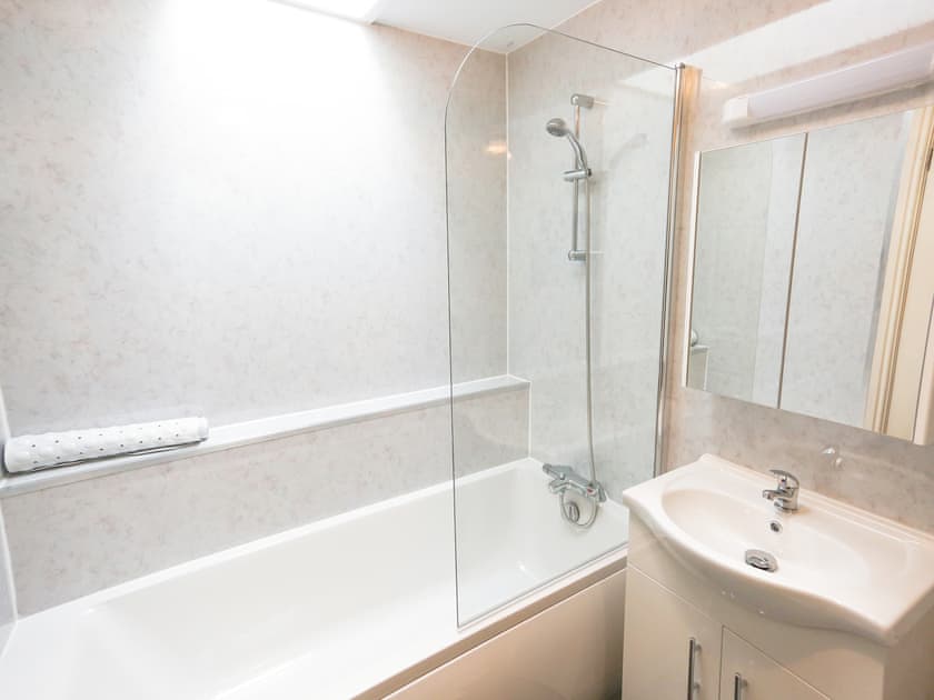 Bathroom | Village Cottage, Beddgelert