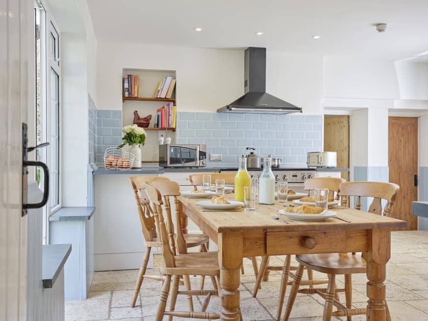 Kitchen | West Anstey Farmhouse - The Retreat, West Anstey