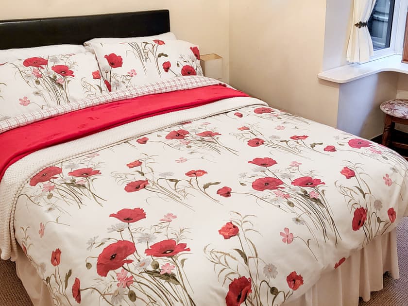 Double bedroom | Elm Barn View - Elm Barn, Freethorpe