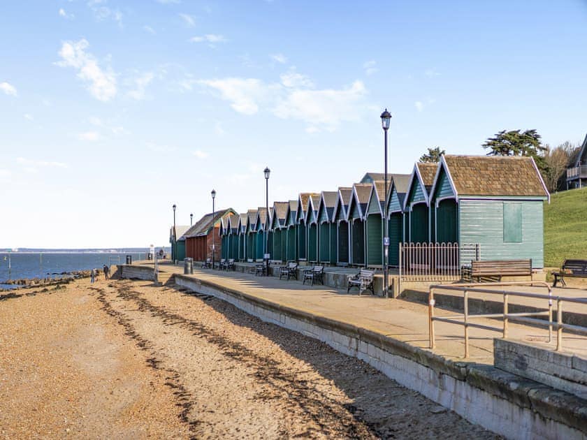Surrounding area | Green Poplars, Gurnard