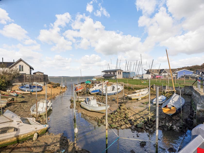 Surrounding area | Green Poplars, Gurnard