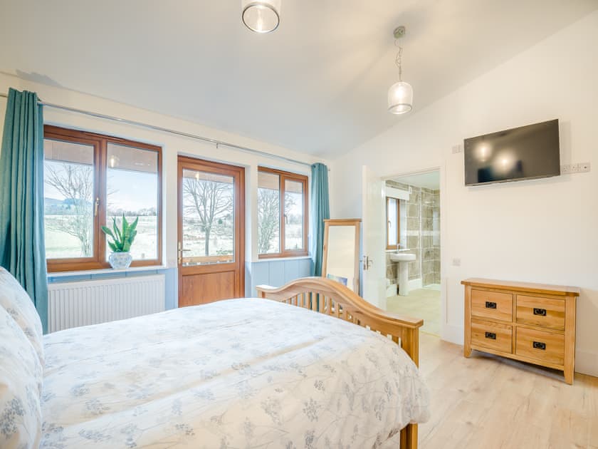 Double bedroom | Hawthorn Lodge - Mid Wales Lodges, Llandrindod Wells