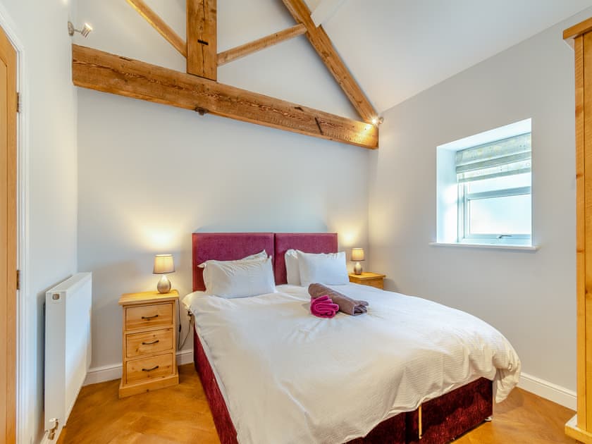Double bedroom | The Cow ’Ouse - Wolds Way Holiday Cottages, Low Hunsley, Cottingham