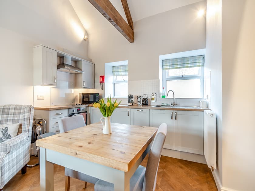 Kitchen/diner | The Dairy - Wolds Way Holiday Cottages, Low Hunsley