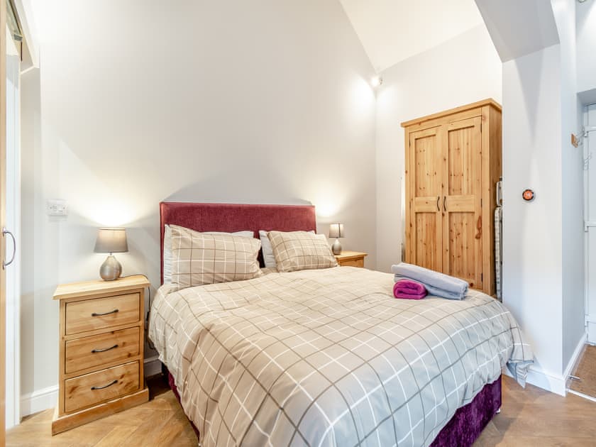Double bedroom | The Dairy - Wolds Way Holiday Cottages, Low Hunsley