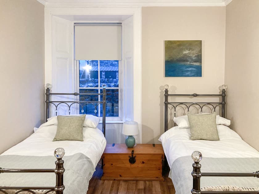 Twin bedroom | Maybank, Peebles