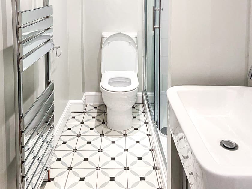 Shower room | Maybank, Peebles