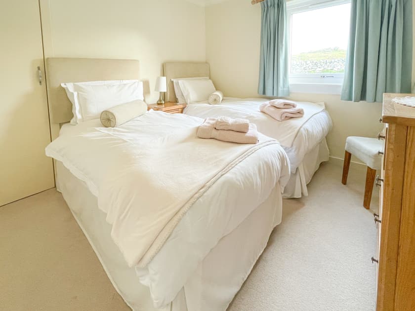 Twin bedroom | Aird House - Aird Farm, Craignish, near Ardfern