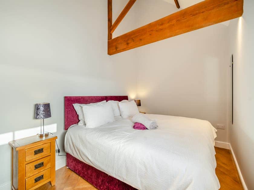 Double bedroom | Rolling Mill - Wolds Way Holiday Cottages, Low Hunsley, Cottingham