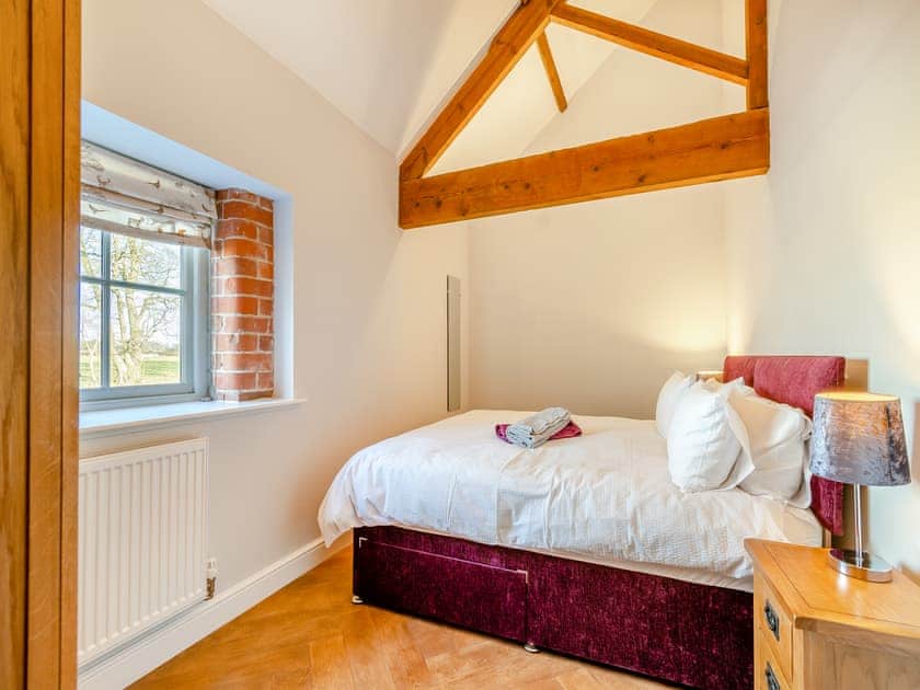 Double bedroom | Rolling Mill - Wolds Way Holiday Cottages, Low Hunsley, Cottingham