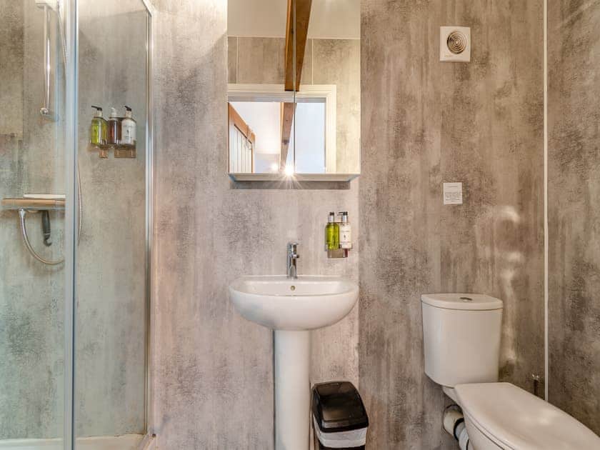 Shower room | Rolling Mill - Wolds Way Holiday Cottages, Low Hunsley, Cottingham