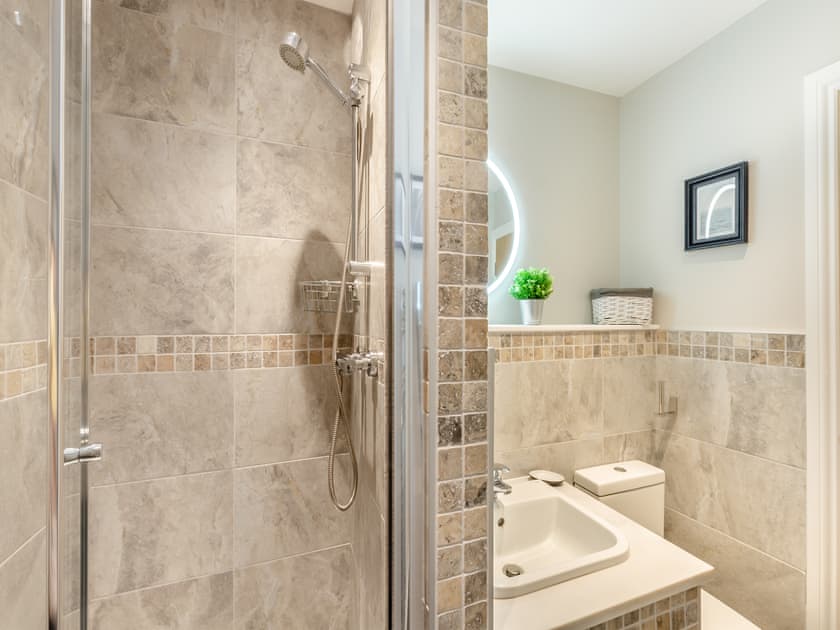 Shower room | Angus Place, Settle