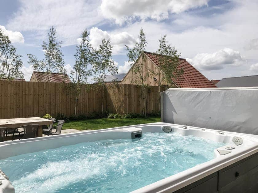 Hot tub | The Hazels - Ashlin Farm Barns, Dunholme, near Lincoln