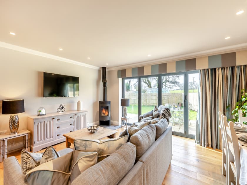 Living area | Mersyke Farm - Summerfield Bungalow - Meresyke Farm, Wigglesworth, near Settle