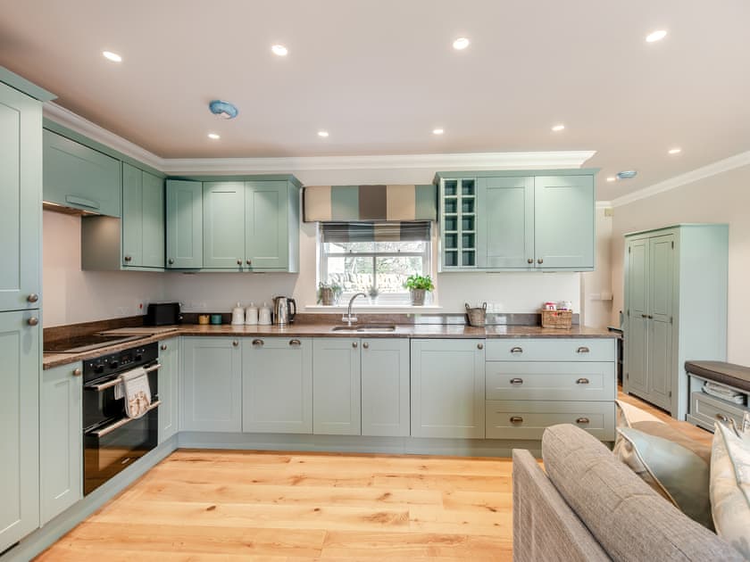 Kitchen area | Mersyke Farm - Summerfield Bungalow - Meresyke Farm, Wigglesworth, near Settle