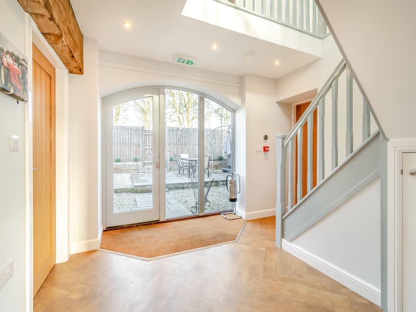 Hallway | Nellies Shed - Wolds Way Holiday Cottages, Low Hunsley