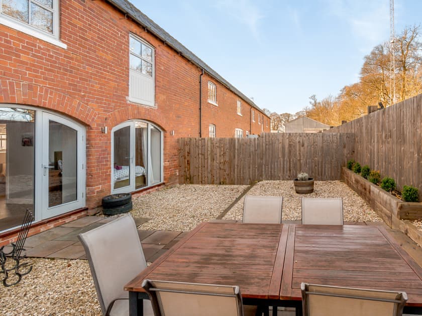 Exterior | Nellies Shed - Wolds Way Holiday Cottages, Low Hunsley