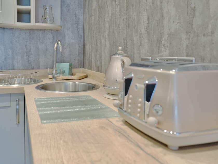 Kitchen | Loch Eck Holiday Cottages- Cur Cottage - Loch Eck Holiday Cottages, Near Dunoon