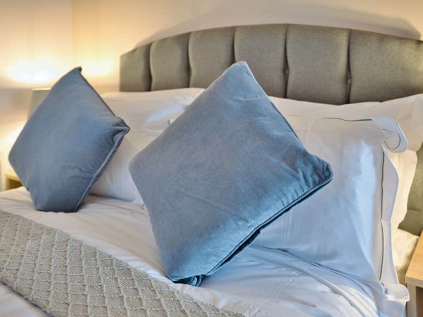 Double bedroom | Loch Eck Holiday Cottages- Cur Cottage - Loch Eck Holiday Cottages, Near Dunoon