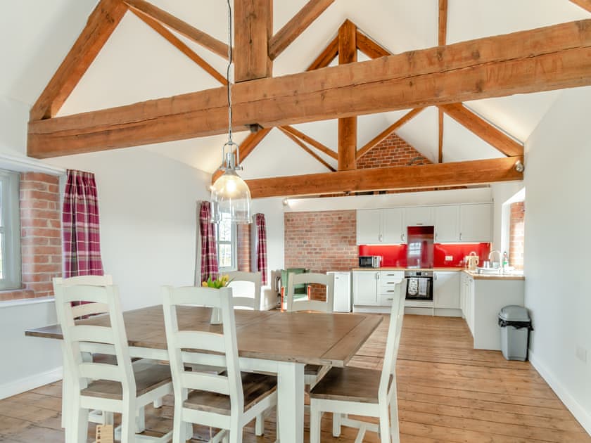 Dining Area | The Granary - Wolds Way Holiday Cottages, Low Hunsley