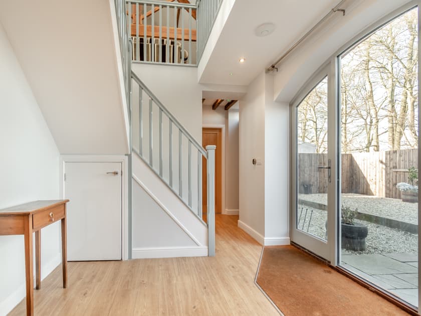 Interior | The Granary - Wolds Way Holiday Cottages, Low Hunsley