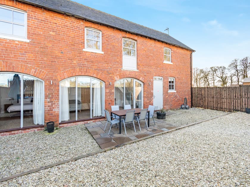 Garden | The Granary - Wolds Way Holiday Cottages, Low Hunsley