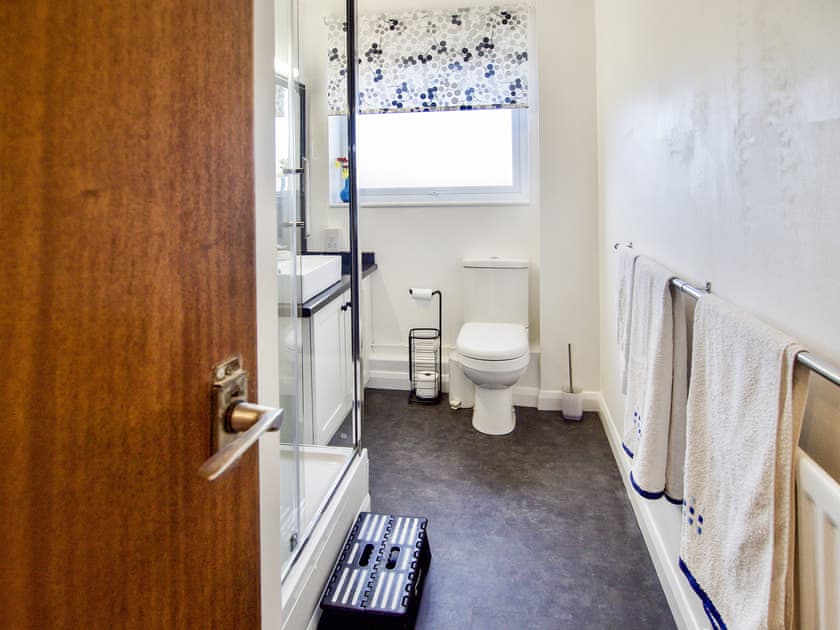 Bathroom | Galley Hill Aspect, Bexhill On Sea