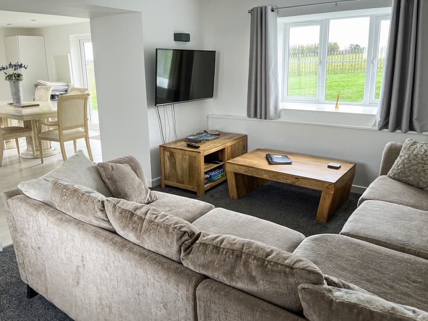 Living area | Four Burrows Bungalow, Blackwater, near St Agnes