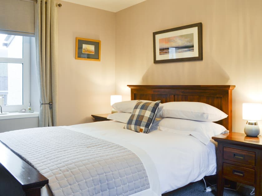 Double bedroom | Logiemar Cottage, Ballater