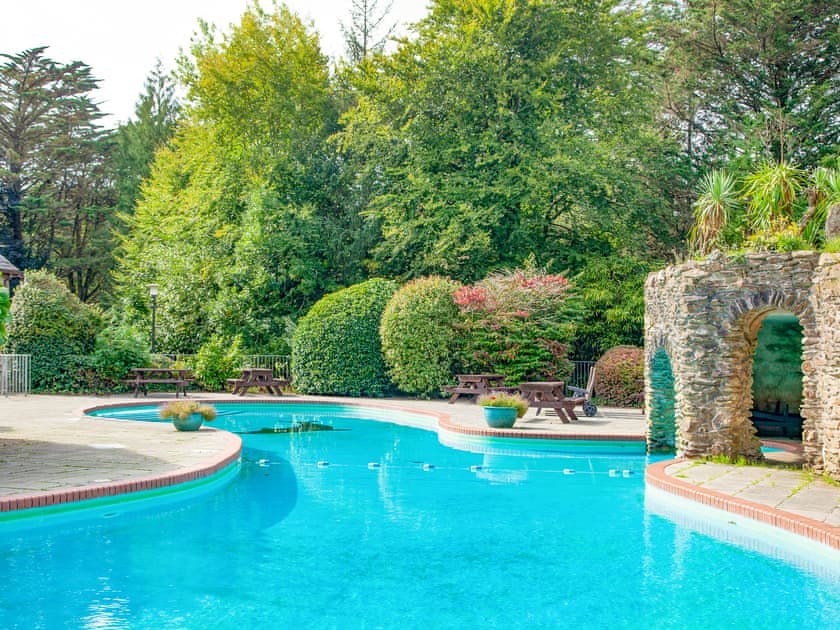 Swimming pool | Barley Cottage, Modbury