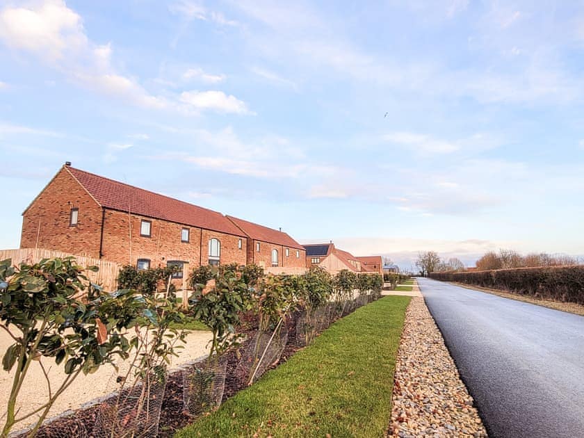Setting - on a country road | The Hazels - Ashlin Farm Barns, Dunholme, near Lincoln