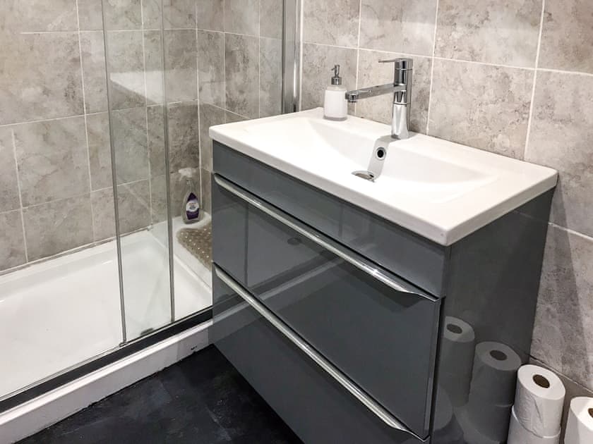 Shower room | The Old Boathouse, Portland, near Weymouth