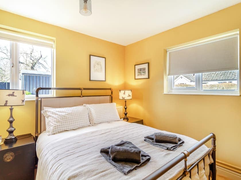 Double bedroom | Oak Cottage, Saxmundham