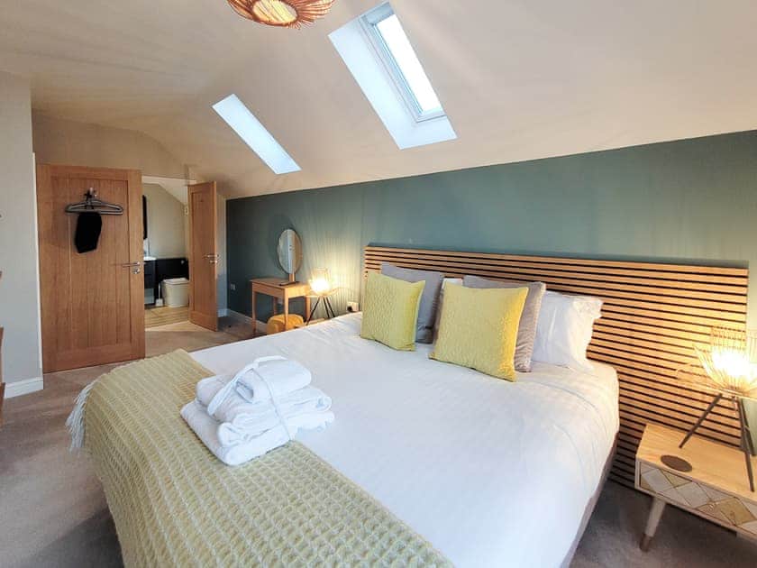 Double bedroom | The Willows - Ashlin Farm Barns, Dunholme, near Lincoln