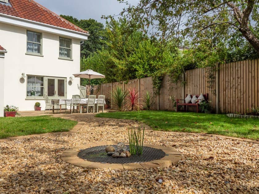 Outdoor area | The Hollies, Holt