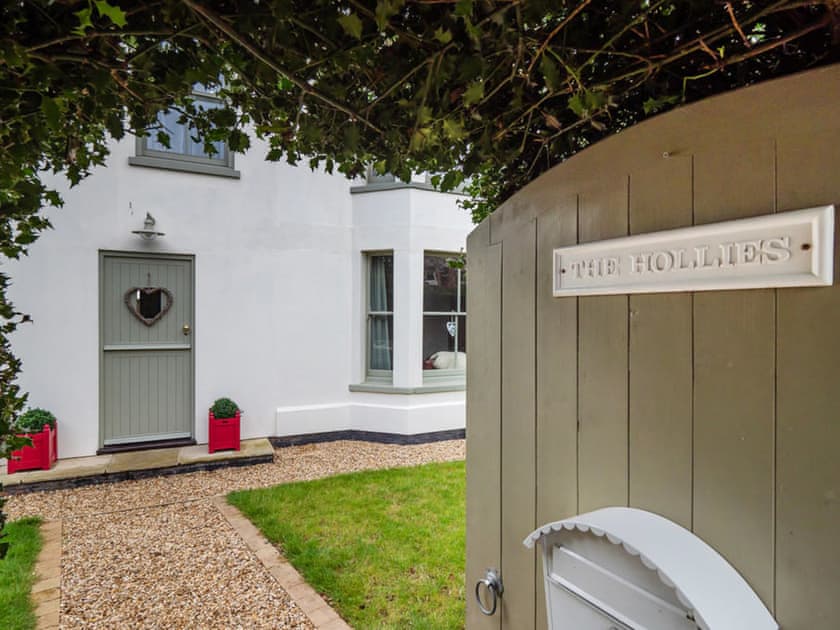 Outdoor area | The Hollies, Holt