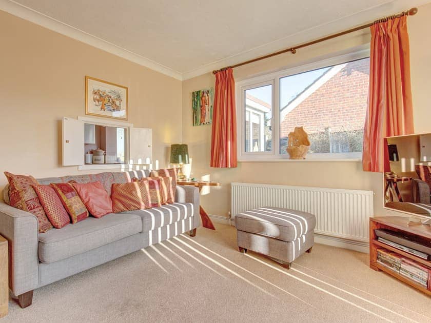 Living room | Arrows, Holt