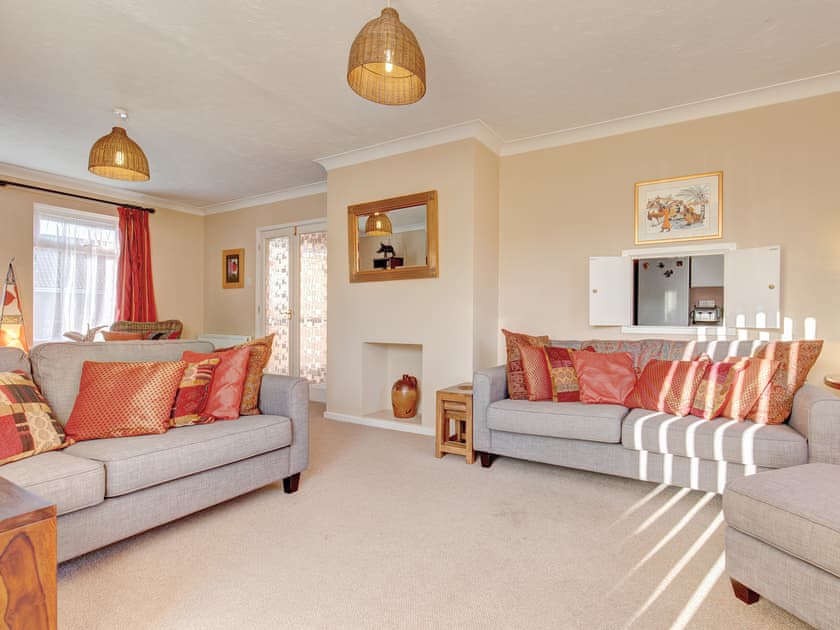 Living room | Arrows, Holt