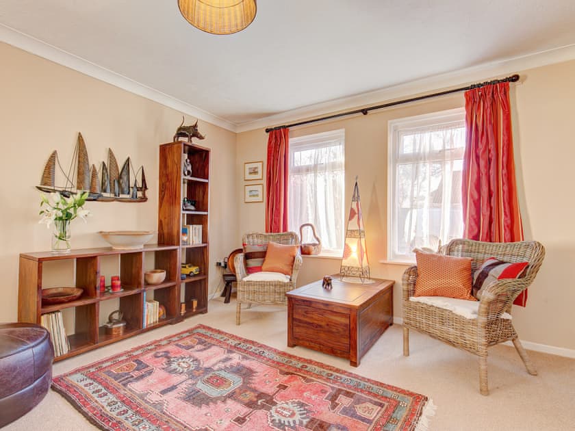 Living room | Arrows, Holt