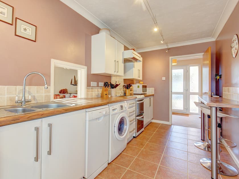 Kitchen | Arrows, Holt