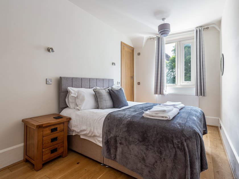 Double bedroom | The Old Library, Painswick