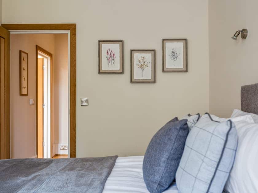 Double bedroom | The Old Library, Painswick