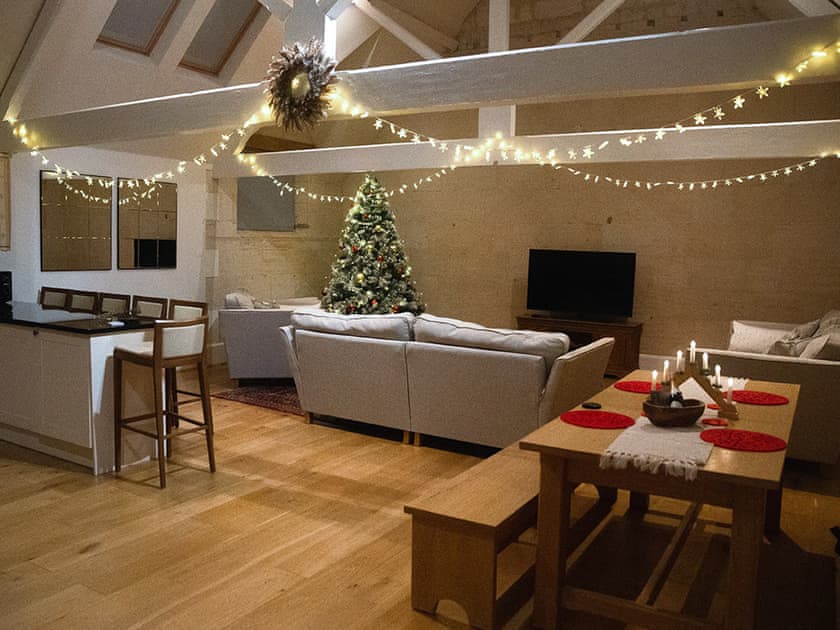 Fully decorated over the festive period | The Old Library, Painswick