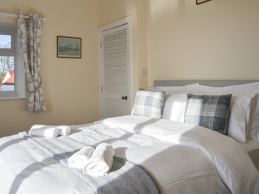Double bedroom | Springdale Farmhouse, Rudston