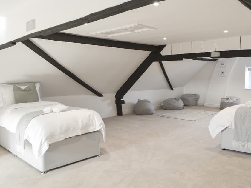 Triple bedroom | Springdale Farmhouse, Rudston
